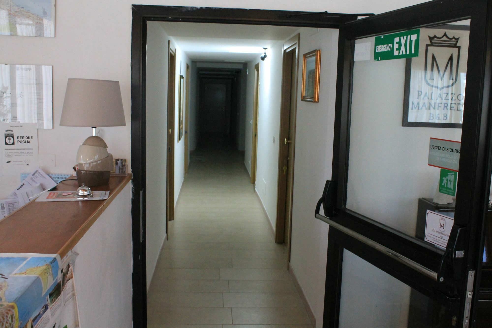 B&B Palazzo Manfredi Vieste, Fronte Mare Con Parcheggio エクステリア 写真