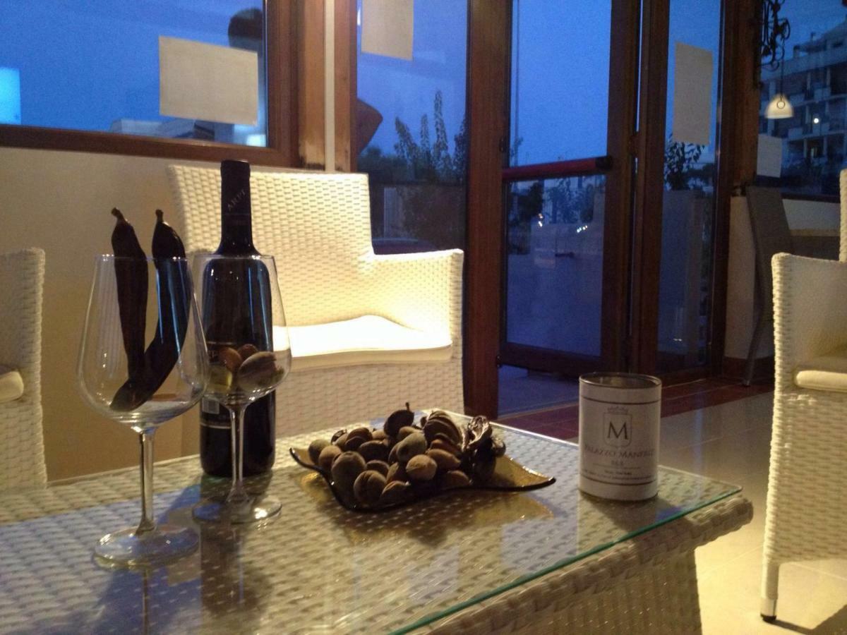 B&B Palazzo Manfredi Vieste, Fronte Mare Con Parcheggio エクステリア 写真